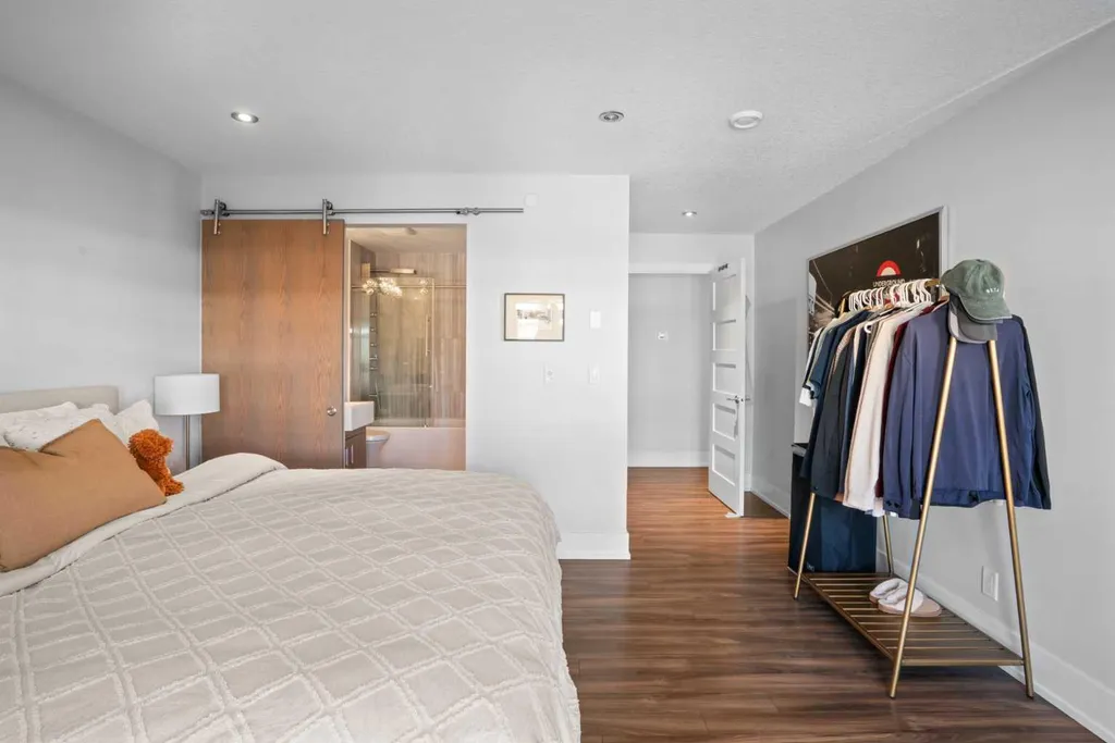 1511 23 Avenue SW Calgary AB T2T 0T8