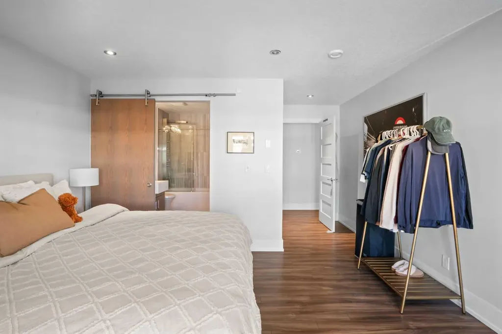 1511 23 Avenue SW Calgary AB T2T 0T8
