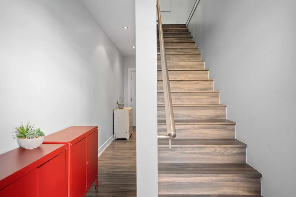 1511 23 Avenue SW Calgary AB T2T 0T8