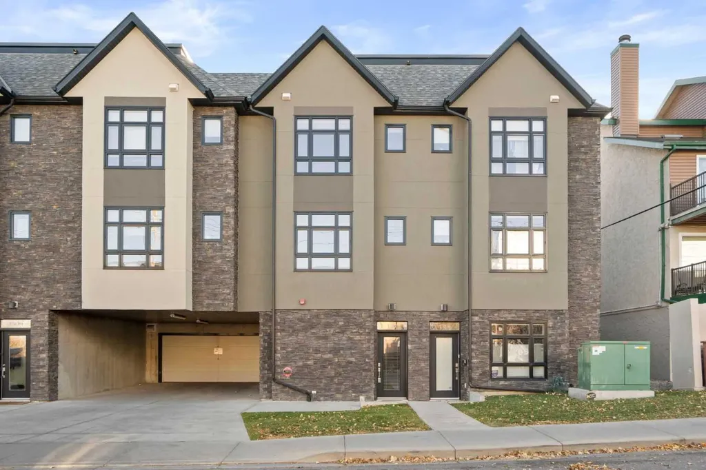 1511 23 Avenue SW Calgary AB T2T 0T8