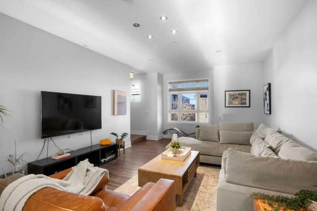 1511 23 Avenue SW Calgary AB T2T 0T8