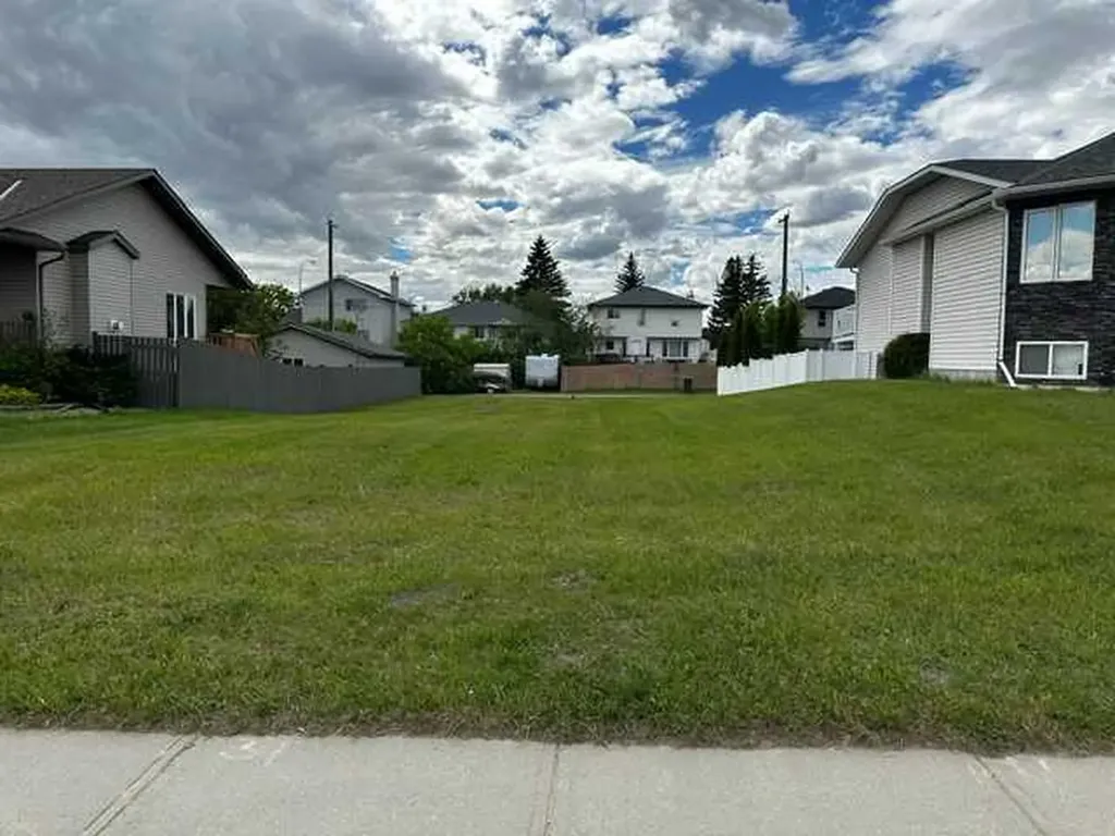 336 Parkview Estates Strathmore AB T1P 1K8