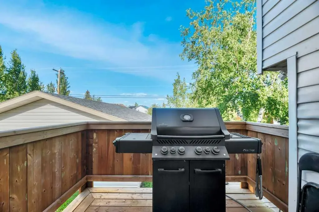 4 Maplewood Estates Strathmore AB T1P 1G6