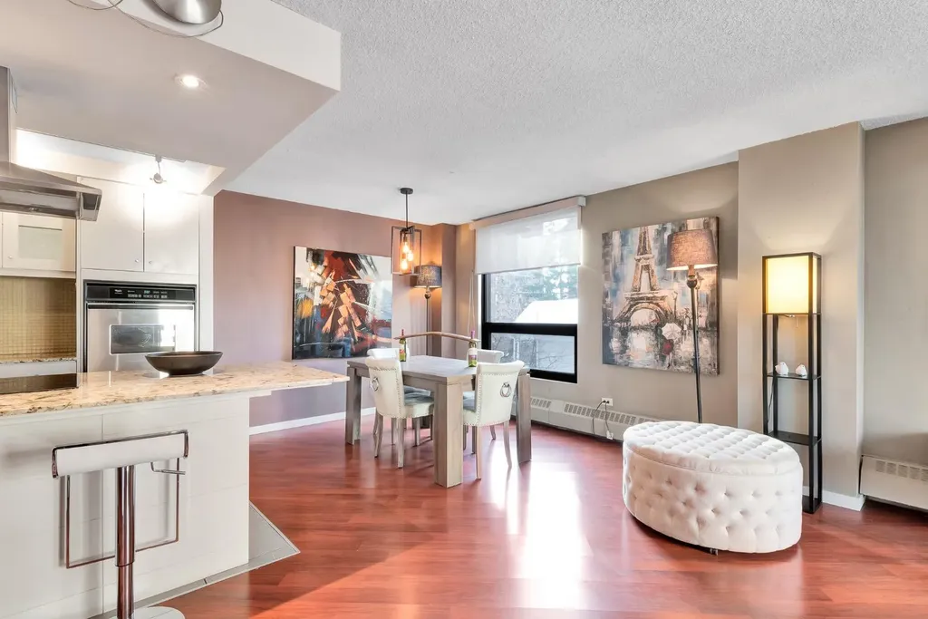 1304 15 Avenue SW Calgary AB T3C 0X7