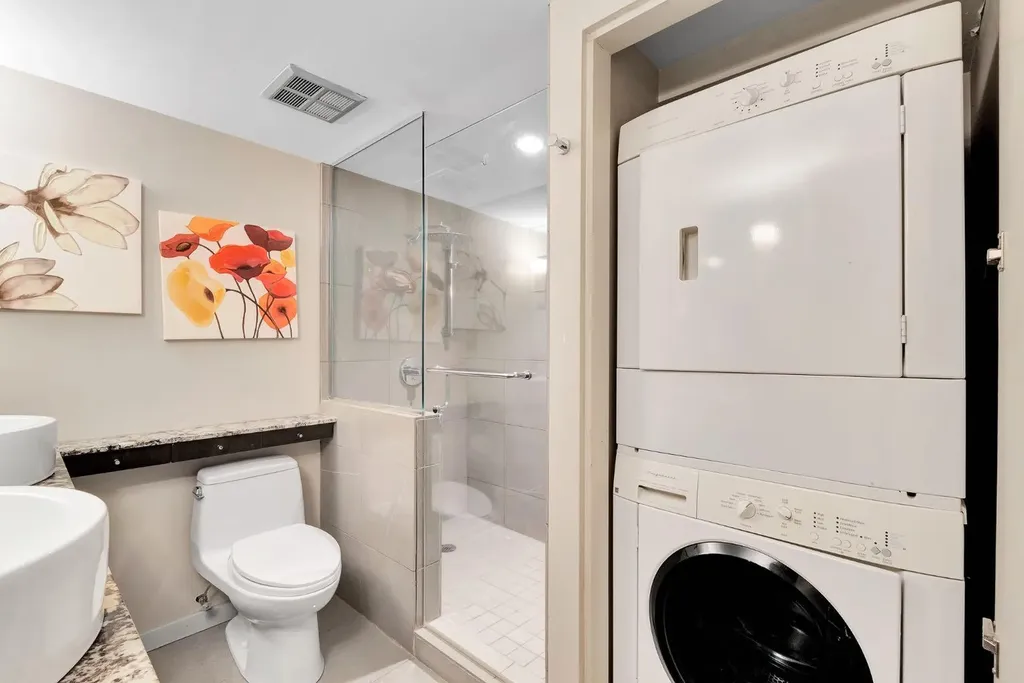 1304 15 Avenue SW Calgary AB T3C 0X7