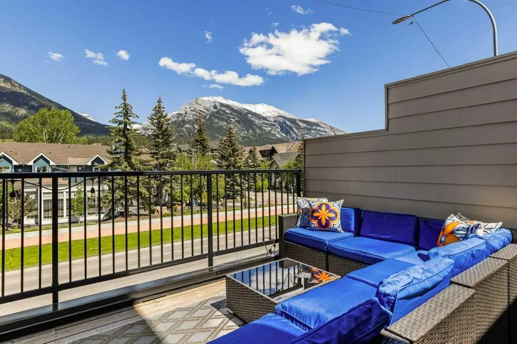 1106 Bow Valley Trail Canmore AB T1W 1N6