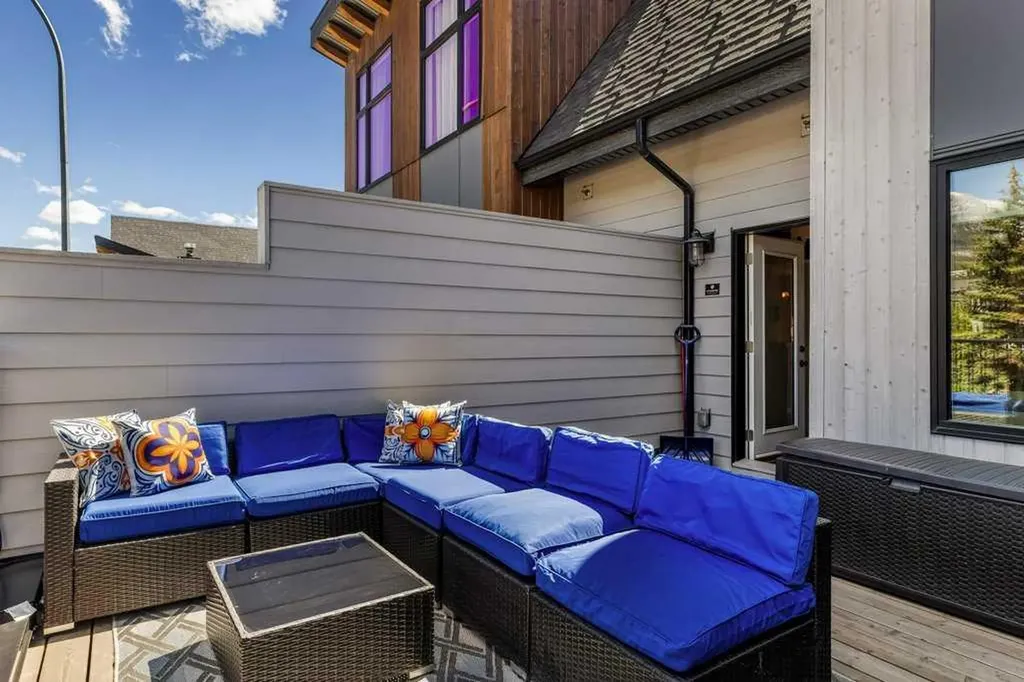 1106 Bow Valley Trail Canmore AB T1W 1N6