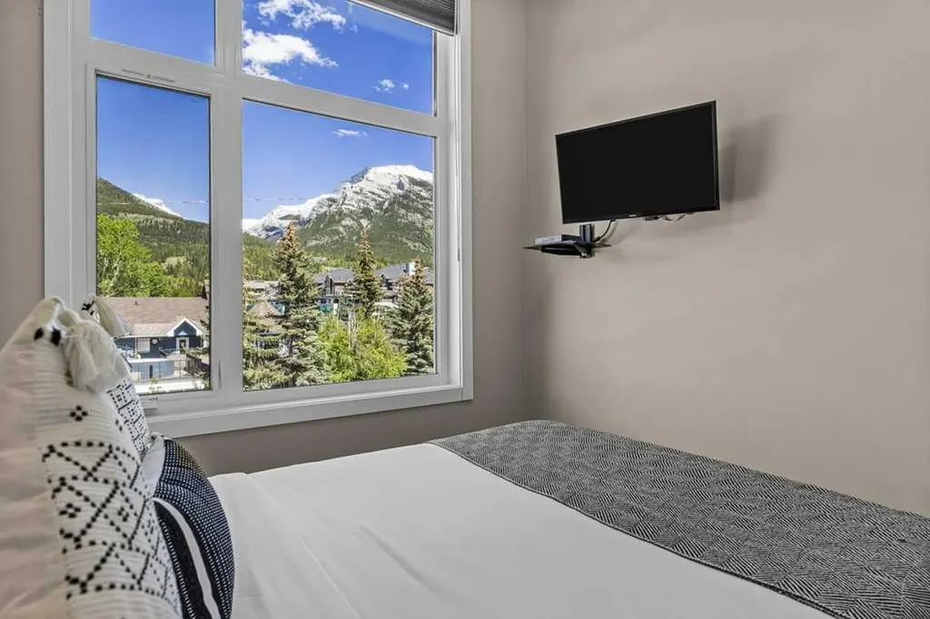 1106 Bow Valley Trail Canmore AB T1W 1N6