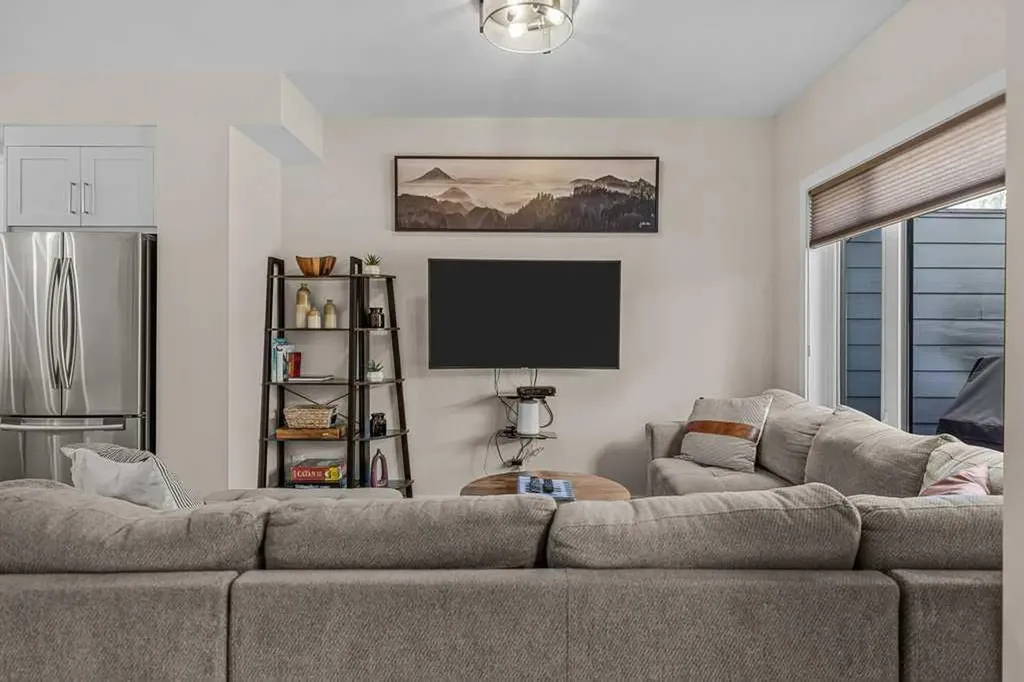 1106 Bow Valley Trail Canmore AB T1W 1N6