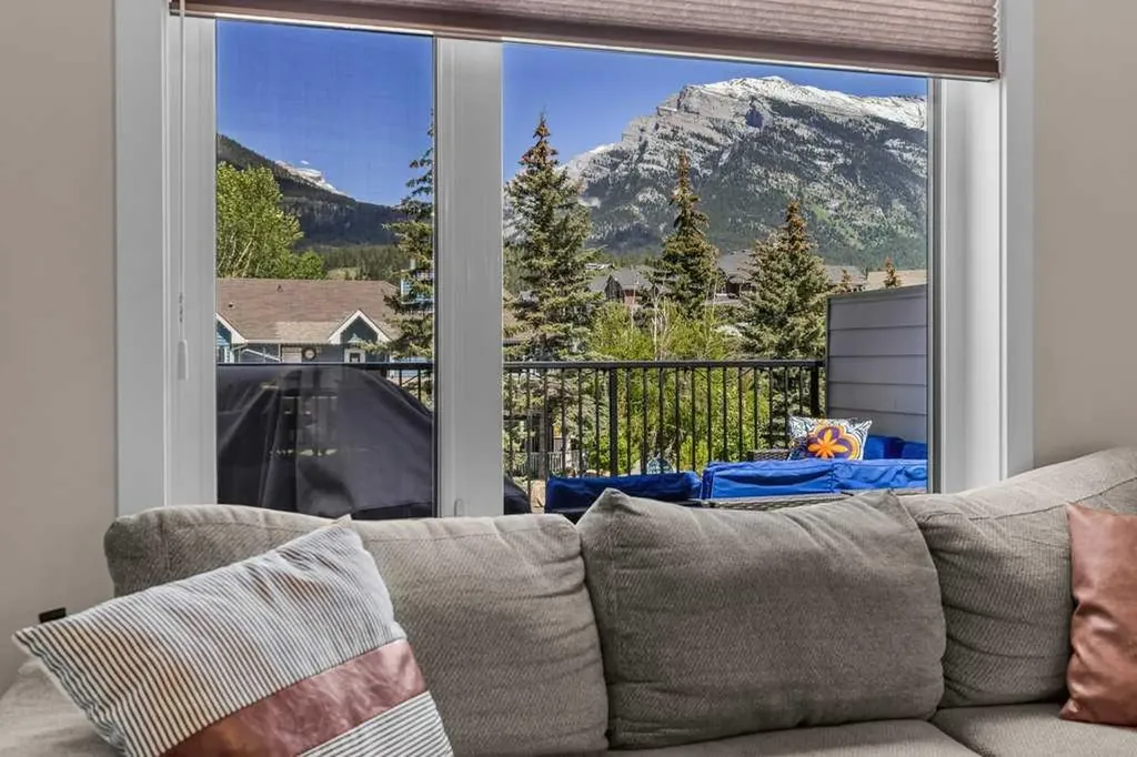 1106 Bow Valley Trail Canmore AB T1W 1N6