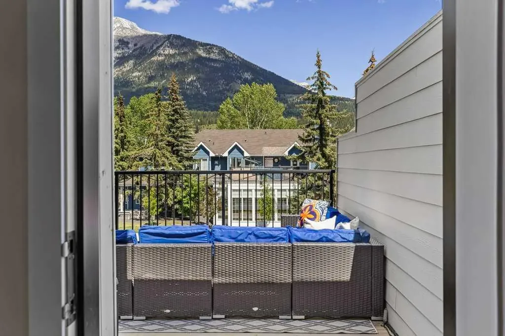 1106 Bow Valley Trail Canmore AB T1W 1N6