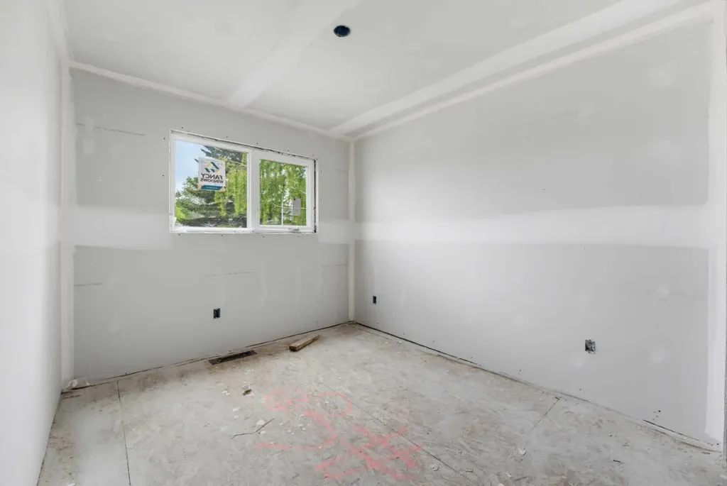 3375 Breton Close NW Calgary AB T2L 1X3