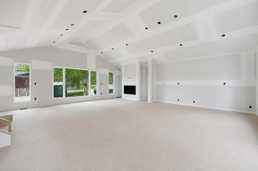 3375 Breton Close NW Calgary AB T2L 1X3