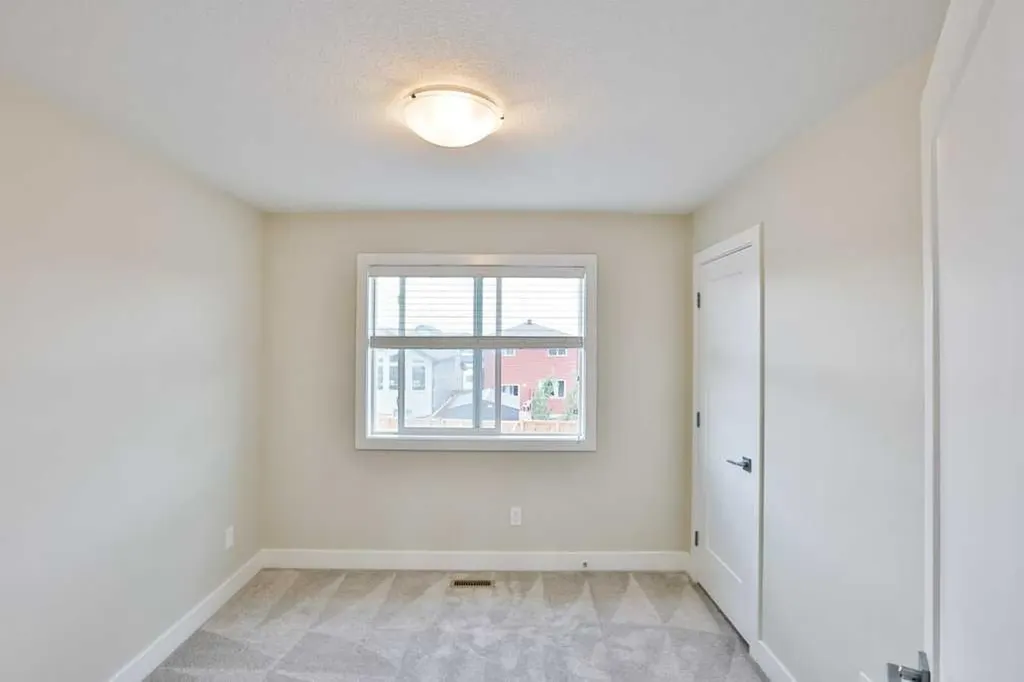 267 Grassland Boulevard W Lethbridge AB T1J 5S4