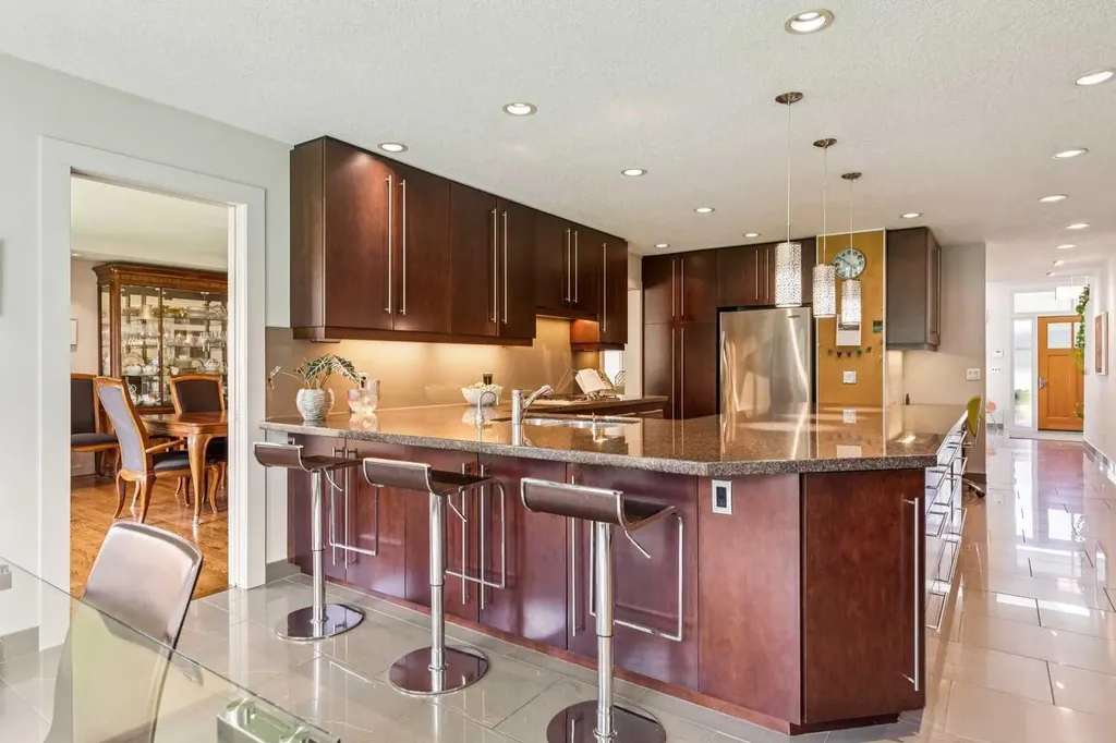 10931 Willowfern Drive SE Calgary AB T1J 1R6