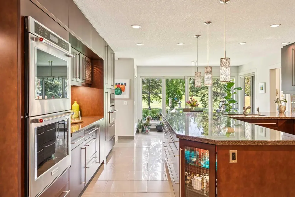 10931 Willowfern Drive SE Calgary AB T1J 1R6