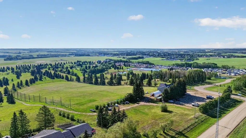 39325 Range Road 34 Rural Lacombe County AB T0M0X0
