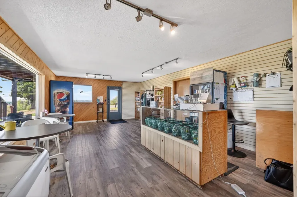 39325 Range Road 34 Rural Lacombe County AB T0M0X0
