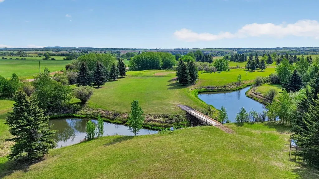 39325 Range Road 34 Rural Lacombe County AB T0M0X0