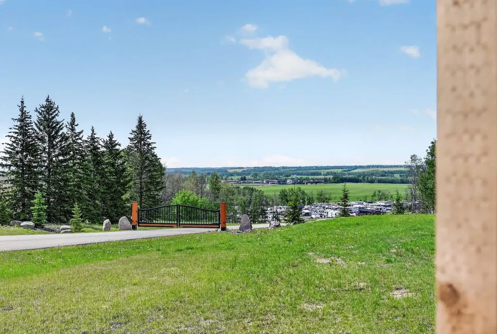39325 Range Road 34 Rural Lacombe County AB T0M0X0