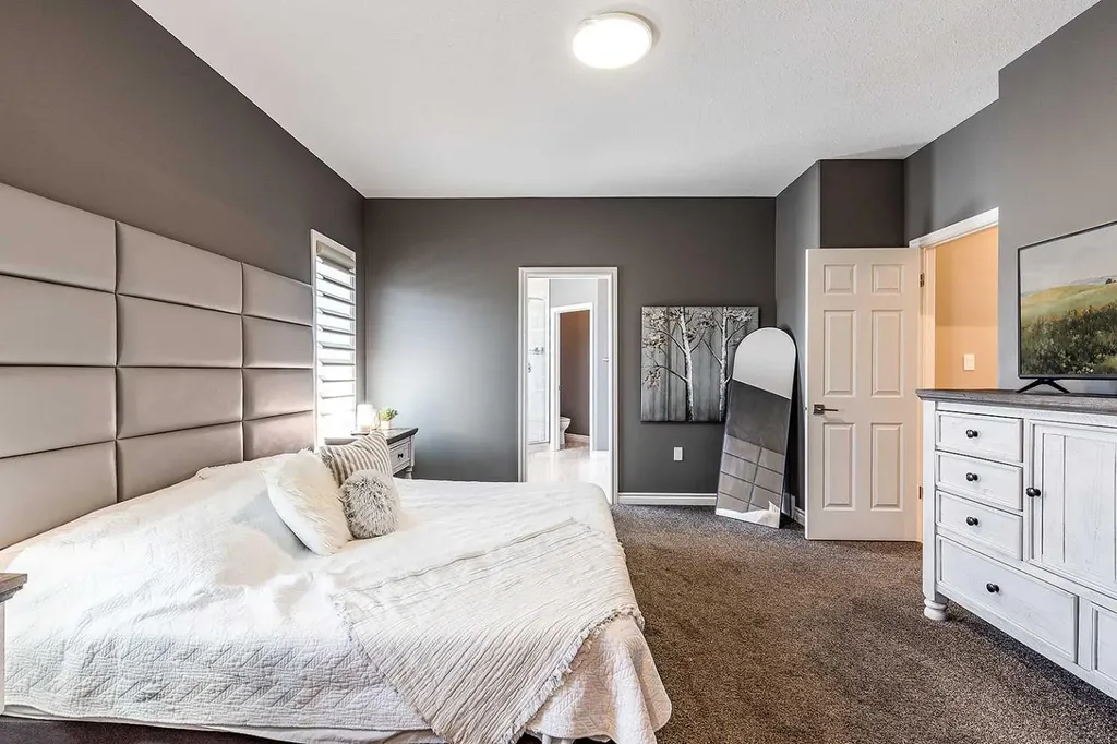 452 Somerside Place SE Medicine Hat AB T1B 0N5