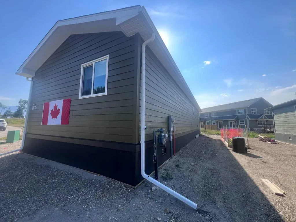 1035 Lodgepole Street Jasper AB T0E1E0
