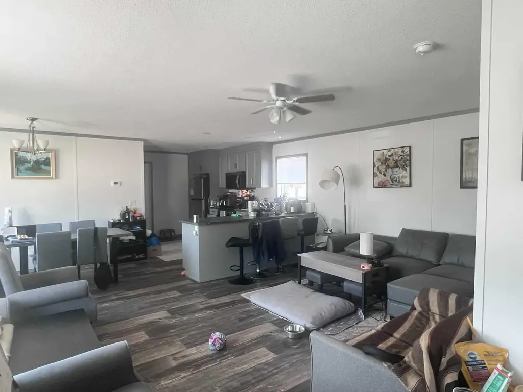 1035 Lodgepole Street Jasper AB T0E1E0