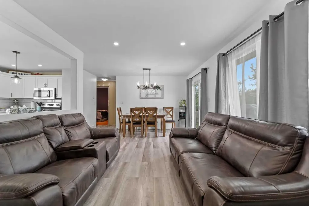 47546 Range Road 213 Rural Camrose County AB T0B 0G0