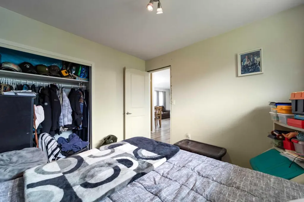 47546 Range Road 213 Rural Camrose County AB T0B 0G0