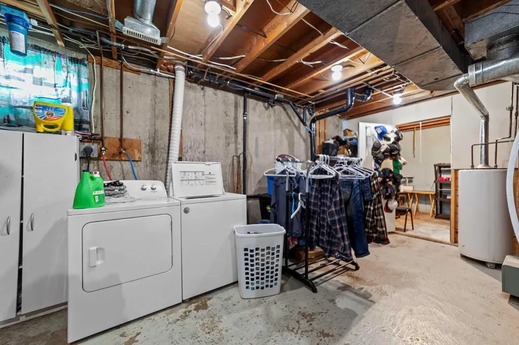 47546 Range Road 213 Rural Camrose County AB T0B 0G0