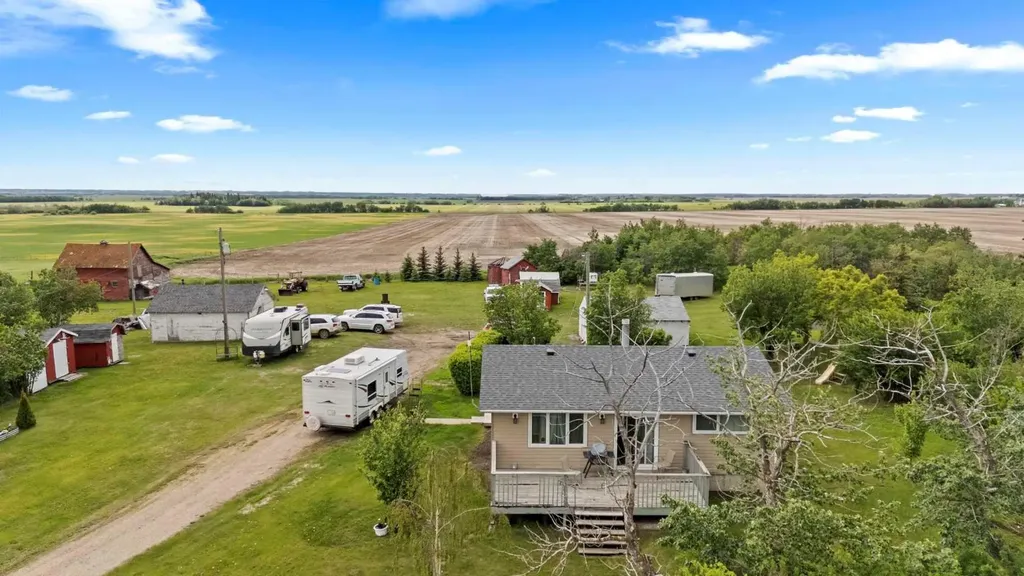 47546 Range Road 213 Rural Camrose County AB T0B 0G0