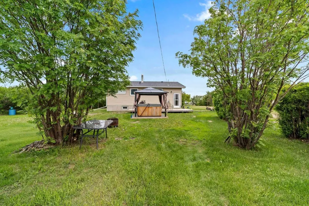 47546 Range Road 213 Rural Camrose County AB T0B 0G0