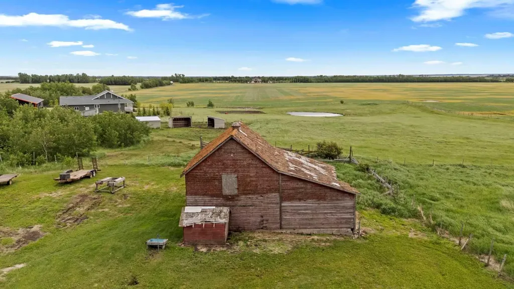 47546 Range Road 213 Rural Camrose County AB T0B 0G0