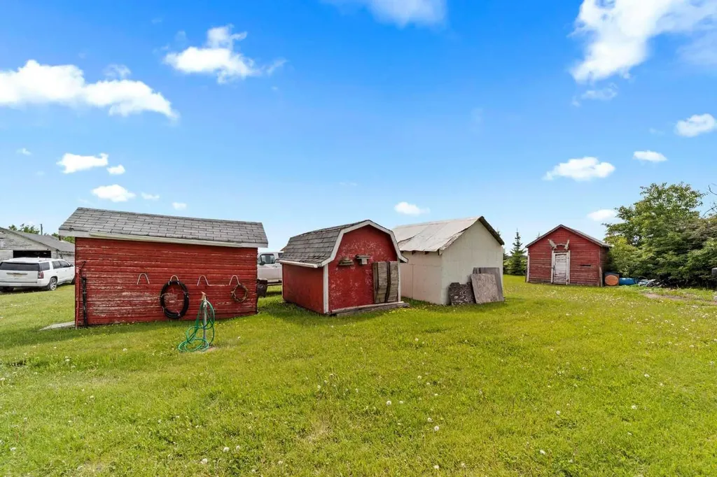 47546 Range Road 213 Rural Camrose County AB T0B 0G0