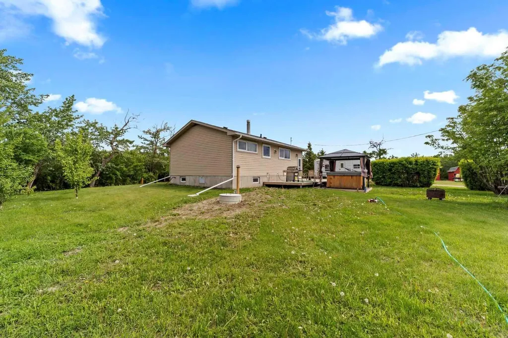 47546 Range Road 213 Rural Camrose County AB T0B 0G0