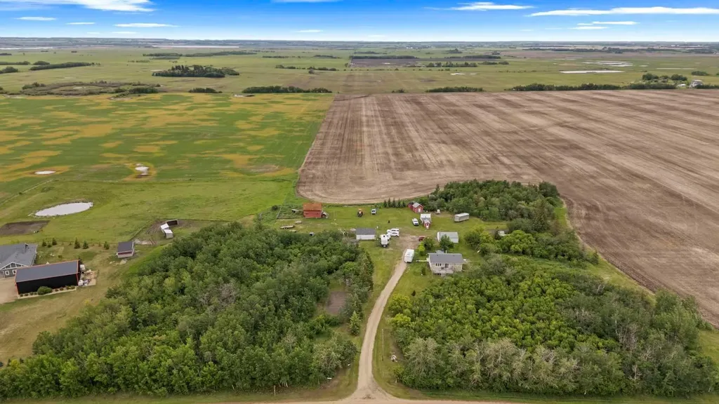 47546 Range Road 213 Rural Camrose County AB T0B 0G0