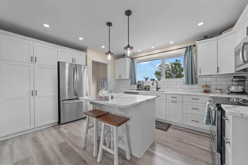 47546 Range Road 213 Rural Camrose County AB T0B 0G0