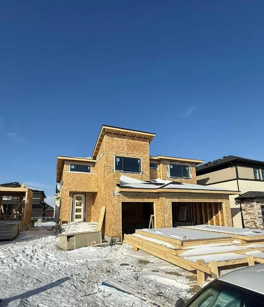 8 North Bridges Glen Langdon AB T0J 1X3