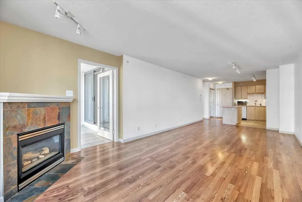 650 10 Street SW Calgary AB T2P 5G4