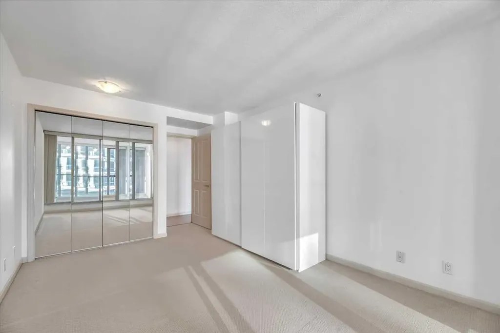 650 10 Street SW Calgary AB T2P 5G4