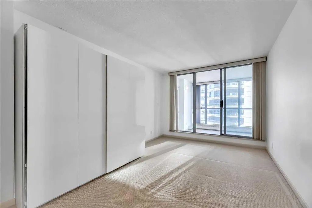 650 10 Street SW Calgary AB T2P 5G4