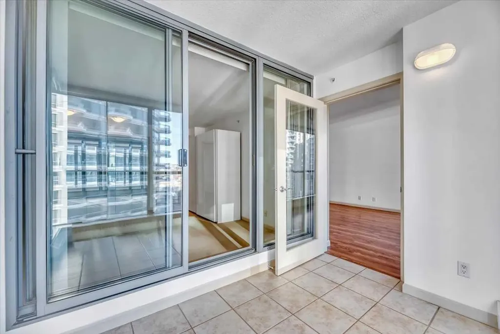 650 10 Street SW Calgary AB T2P 5G4