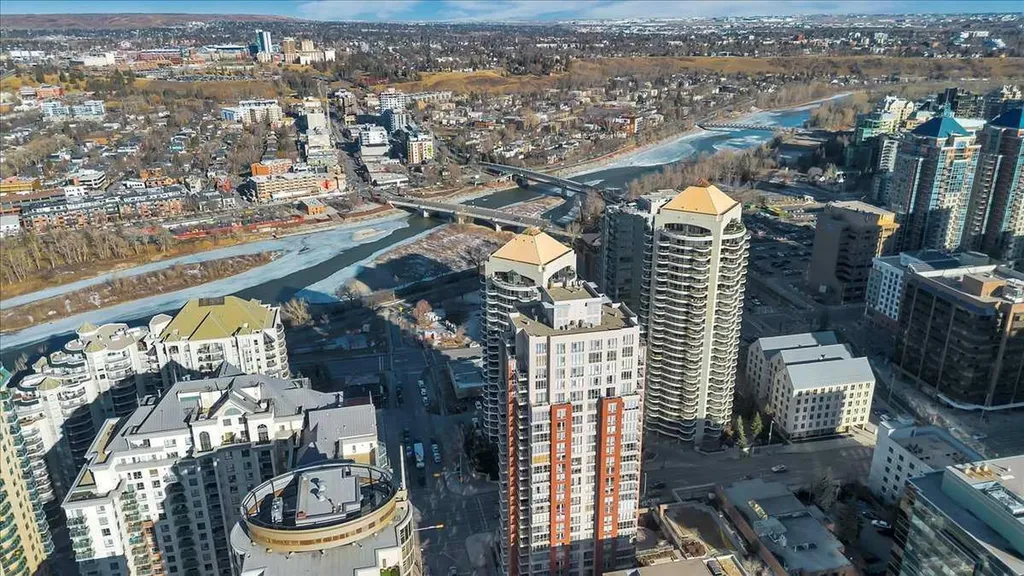 650 10 Street SW Calgary AB T2P 5G4