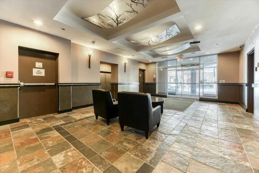 650 10 Street SW Calgary AB T2P 5G4