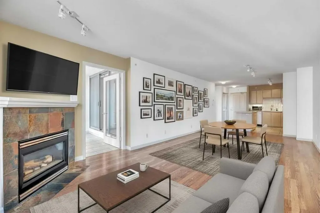 650 10 Street SW Calgary AB T2P 5G4