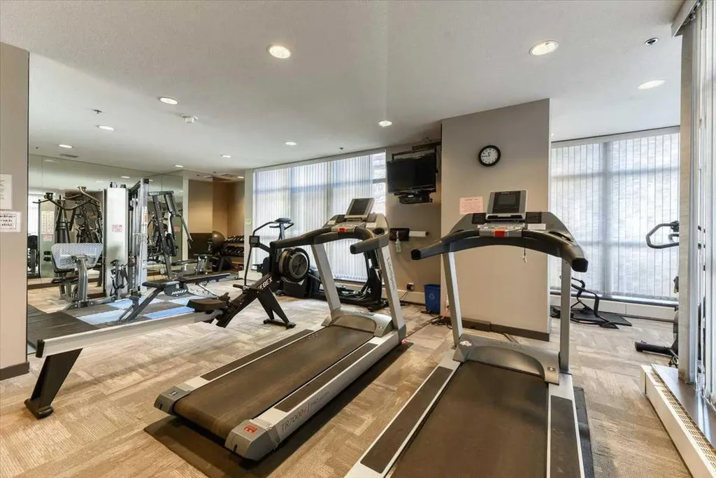 650 10 Street SW Calgary AB T2P 5G4