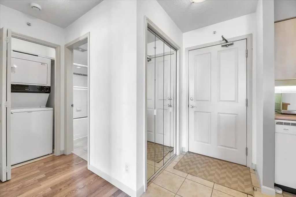 650 10 Street SW Calgary AB T2P 5G4