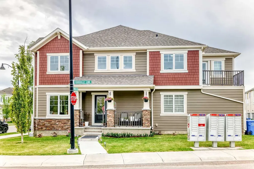 8 Yorkville Link SW Calgary AB T2X4K4