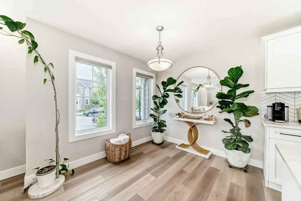 8 Yorkville Link SW Calgary AB T2X4K4