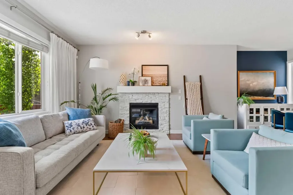 95 Aspen Stone Terrace SW Calgary AB T3H5Z2
